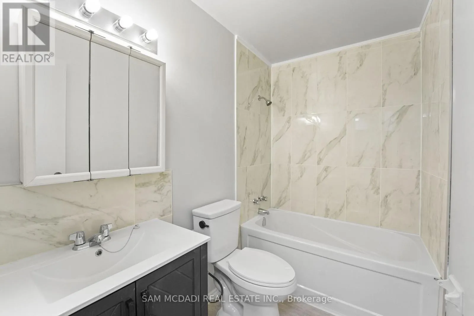 103 - 47 MUNROE STREET