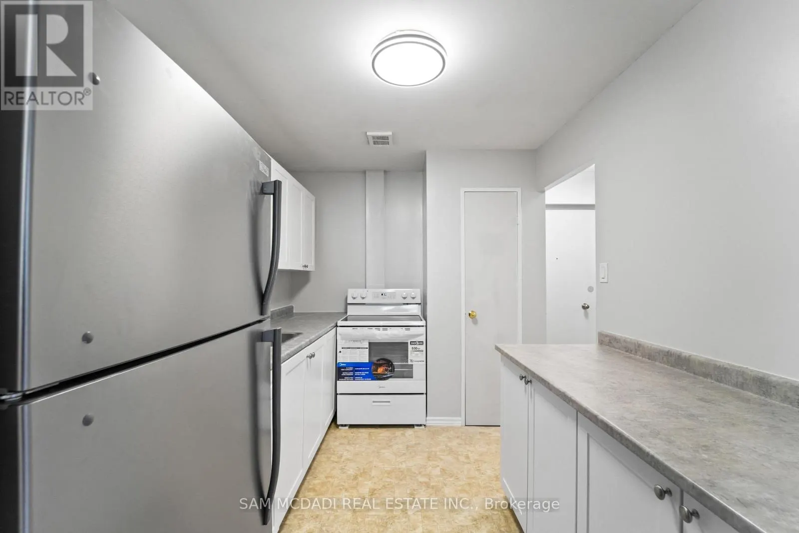 103 - 47 MUNROE STREET