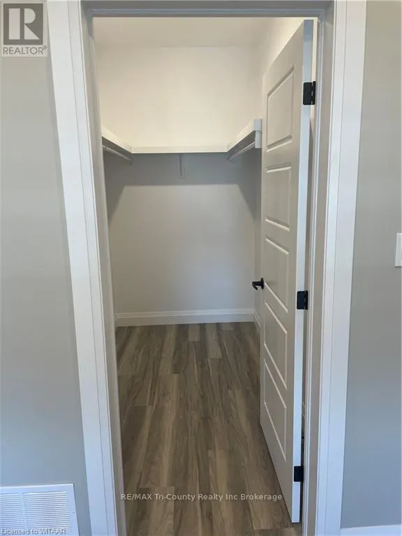 1004 - 361 QUARTER TOWN LINE, #1004