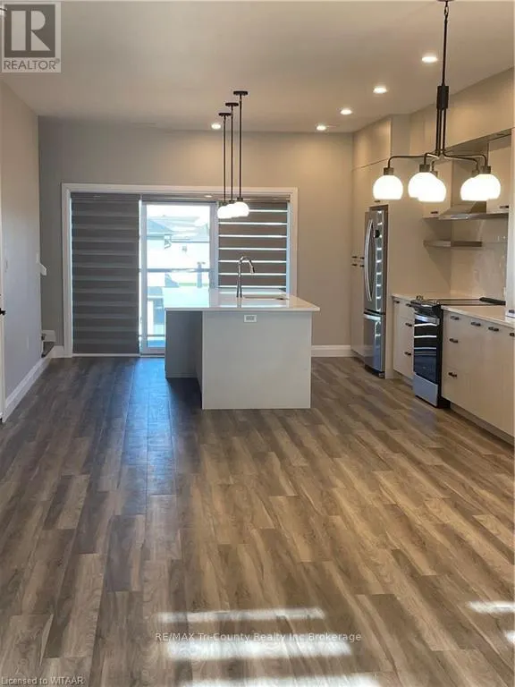 1004 - 361 QUARTER TOWN LINE, #1004