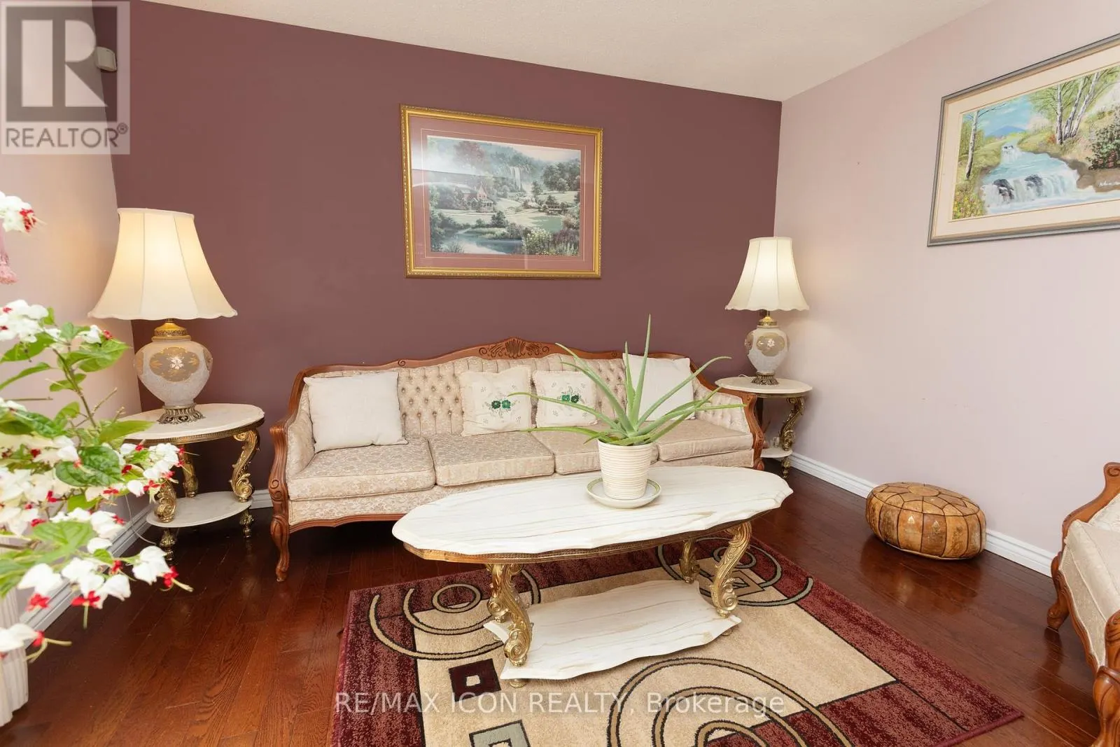 107 ROSENEATH CRESCENT