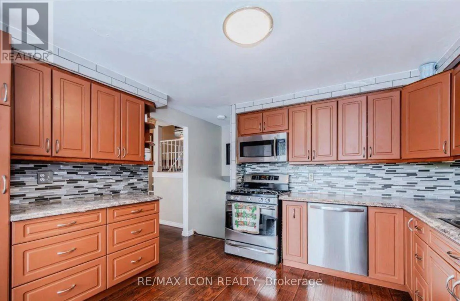 107 ROSENEATH CRESCENT