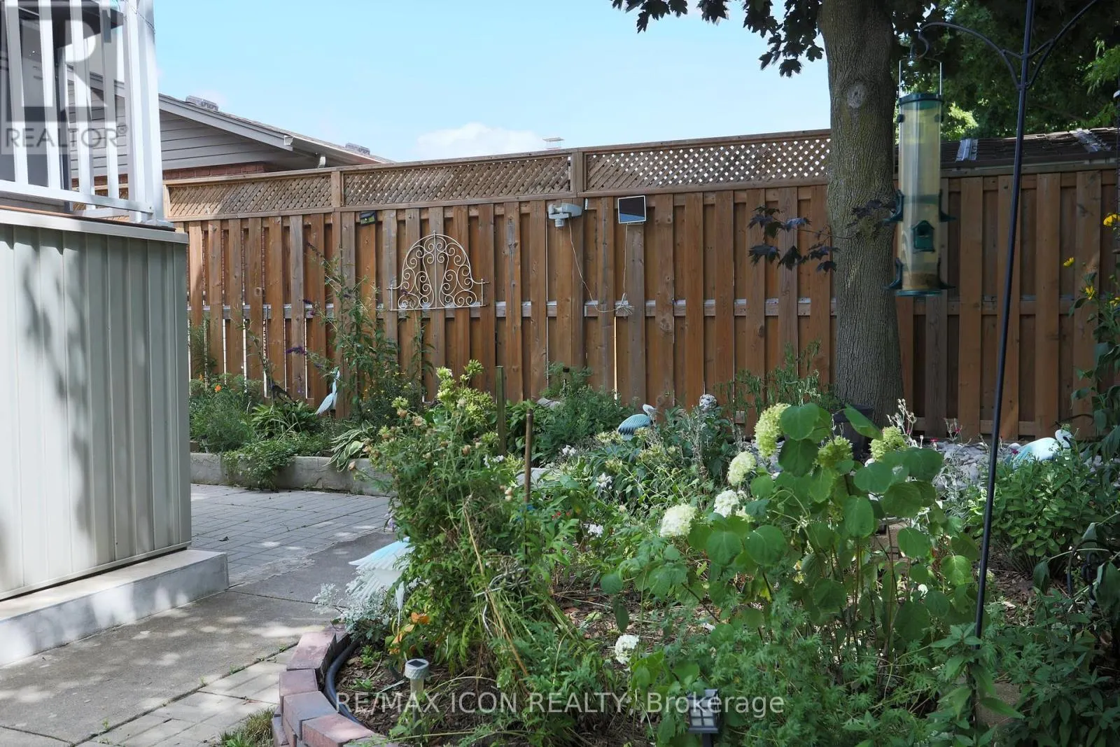 107 ROSENEATH CRESCENT