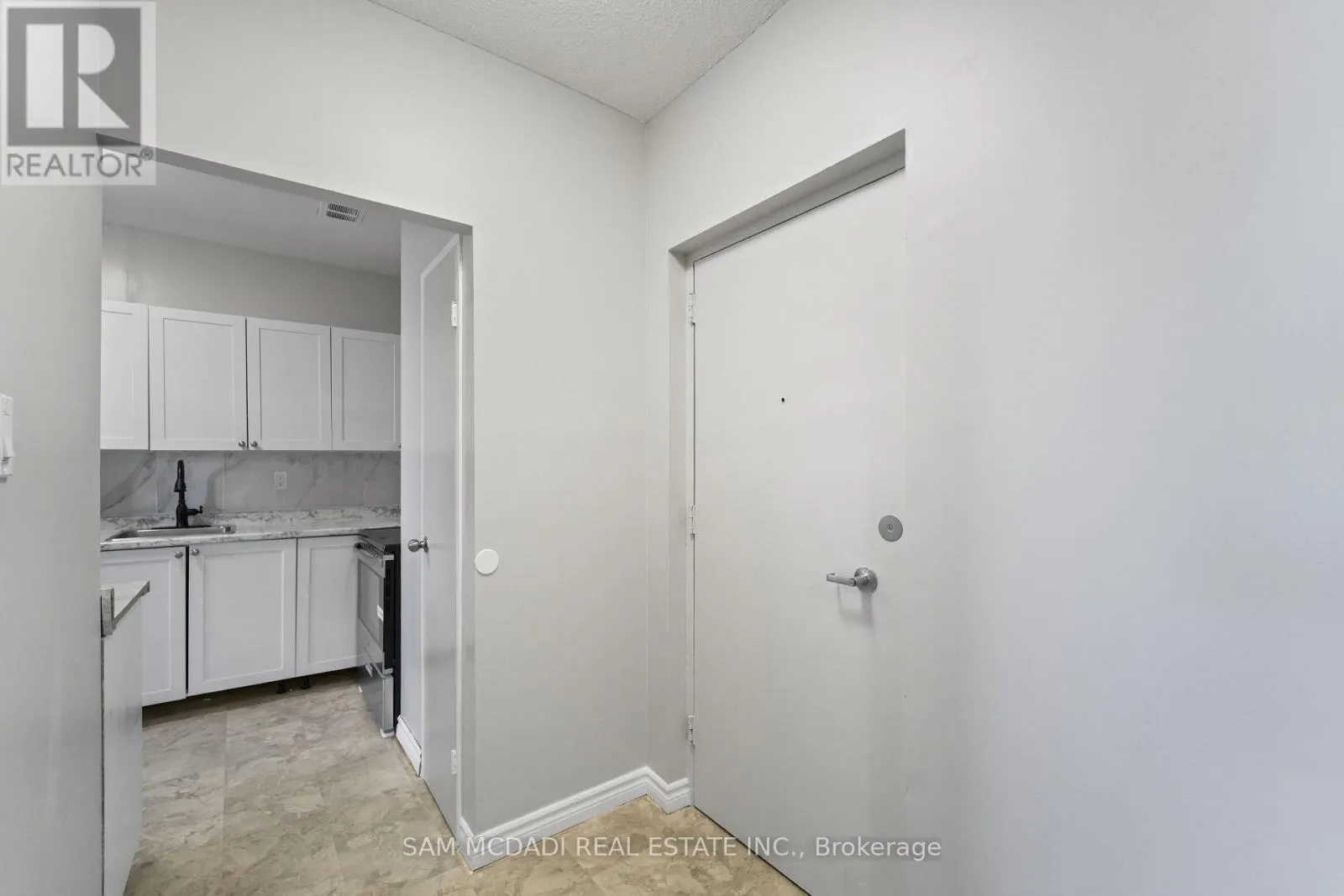 603 - 47 MUNROE STREET