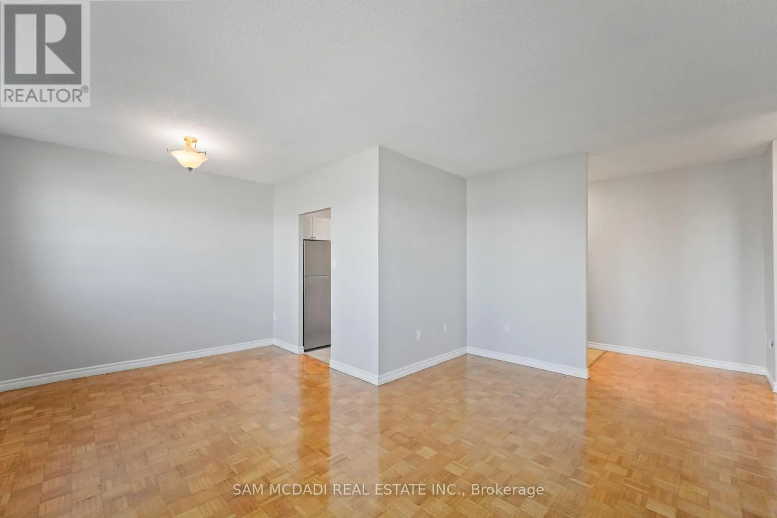 603 - 47 MUNROE STREET