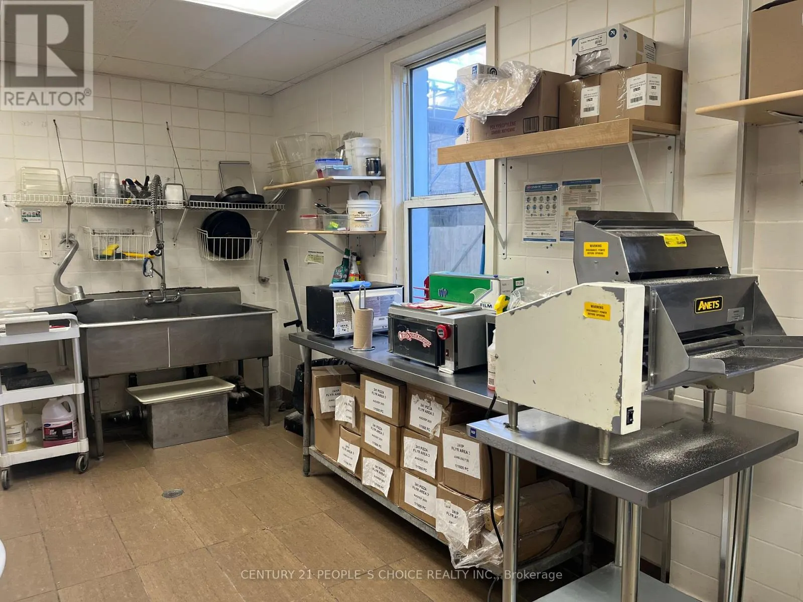 209 KING ST, #101, STURGEON FALLS