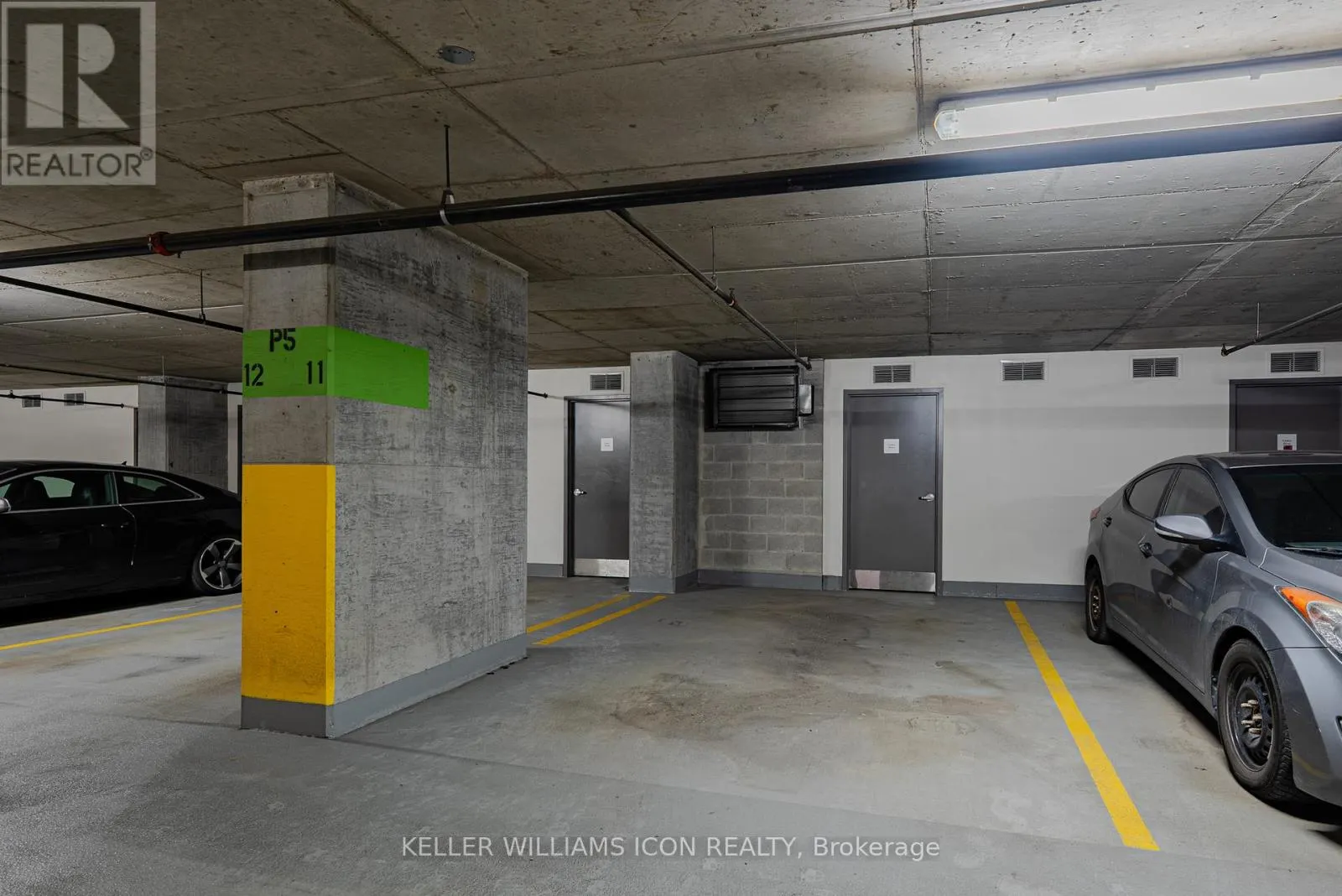 2209 - 195 BESSERER STREET