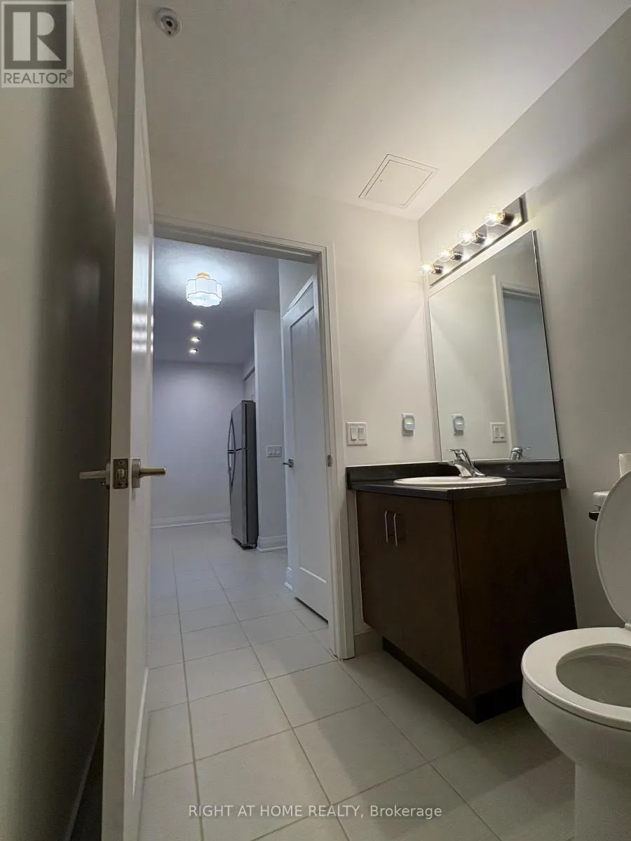 513 - 16 CONCORD PLACE