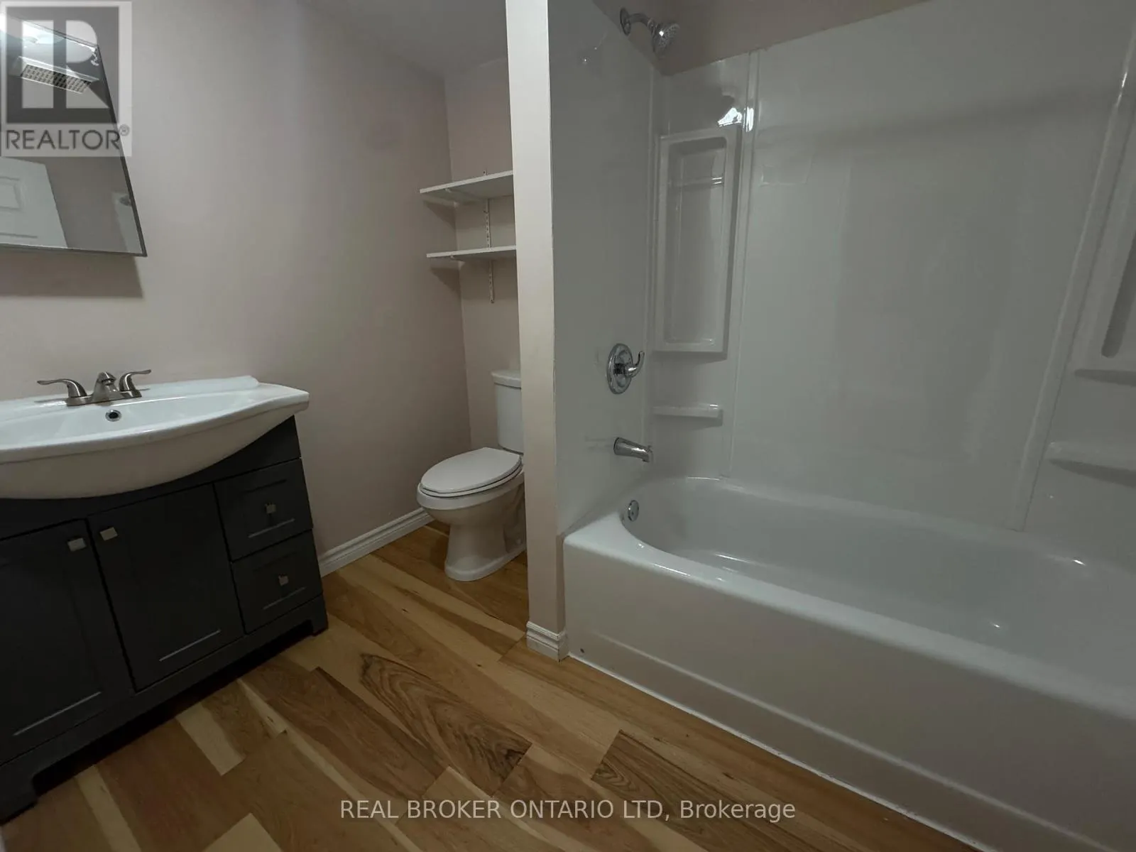 30 - 2 NORFOLK COUNTY ROAD S, #30