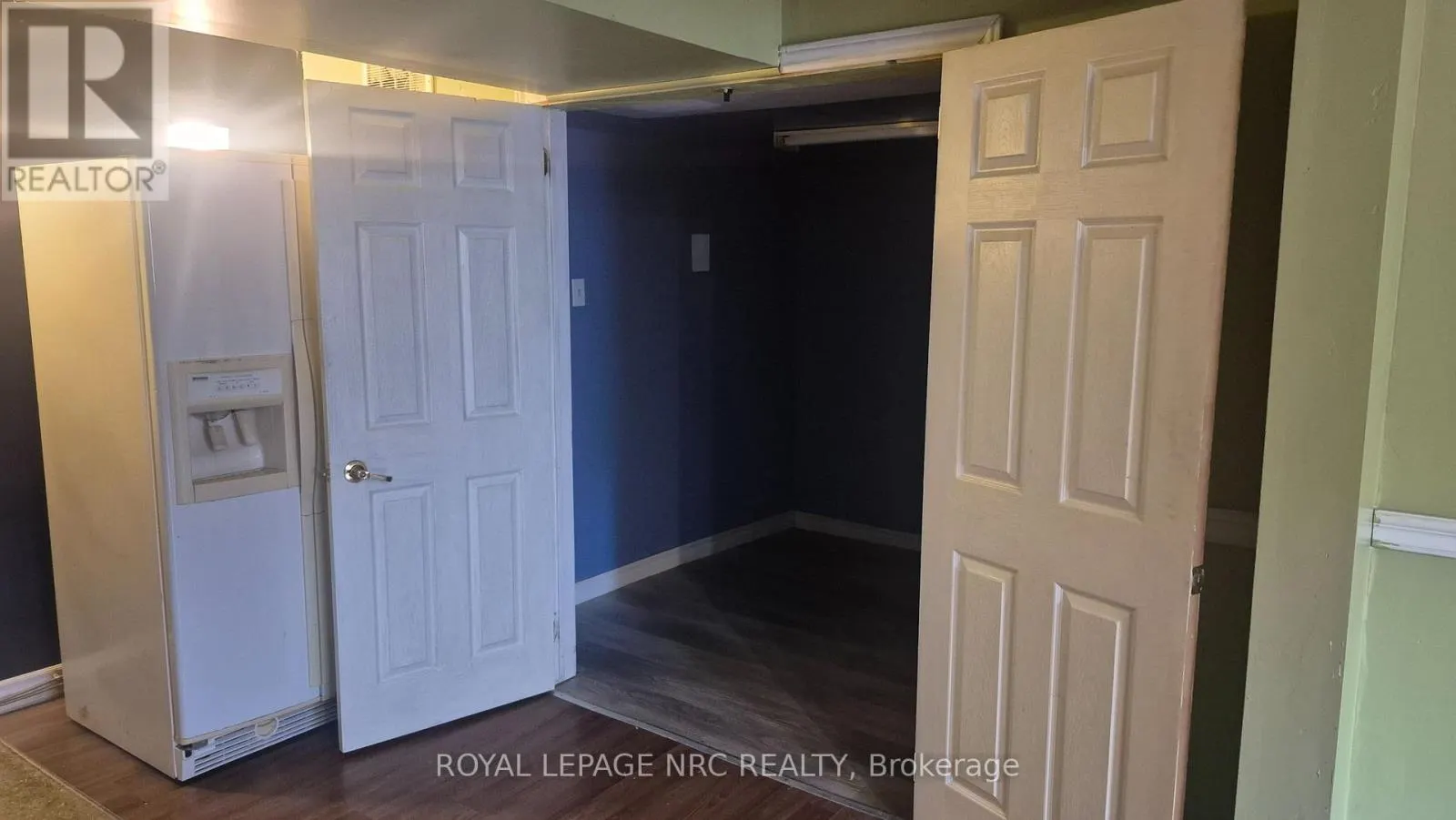 5 - 74 QUEENS CIRCLE