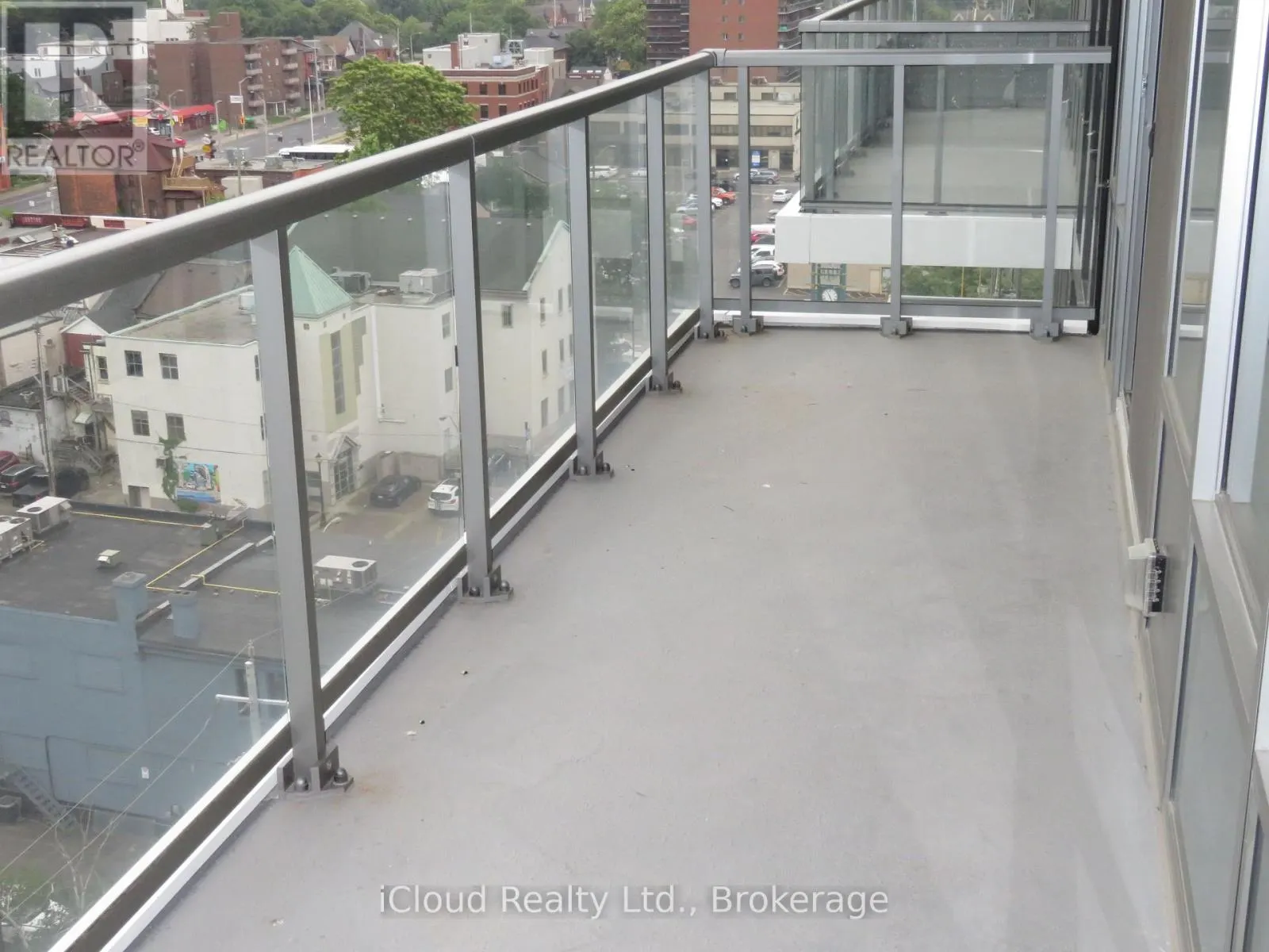 1104 - 212 KING WILLIAM STREET E