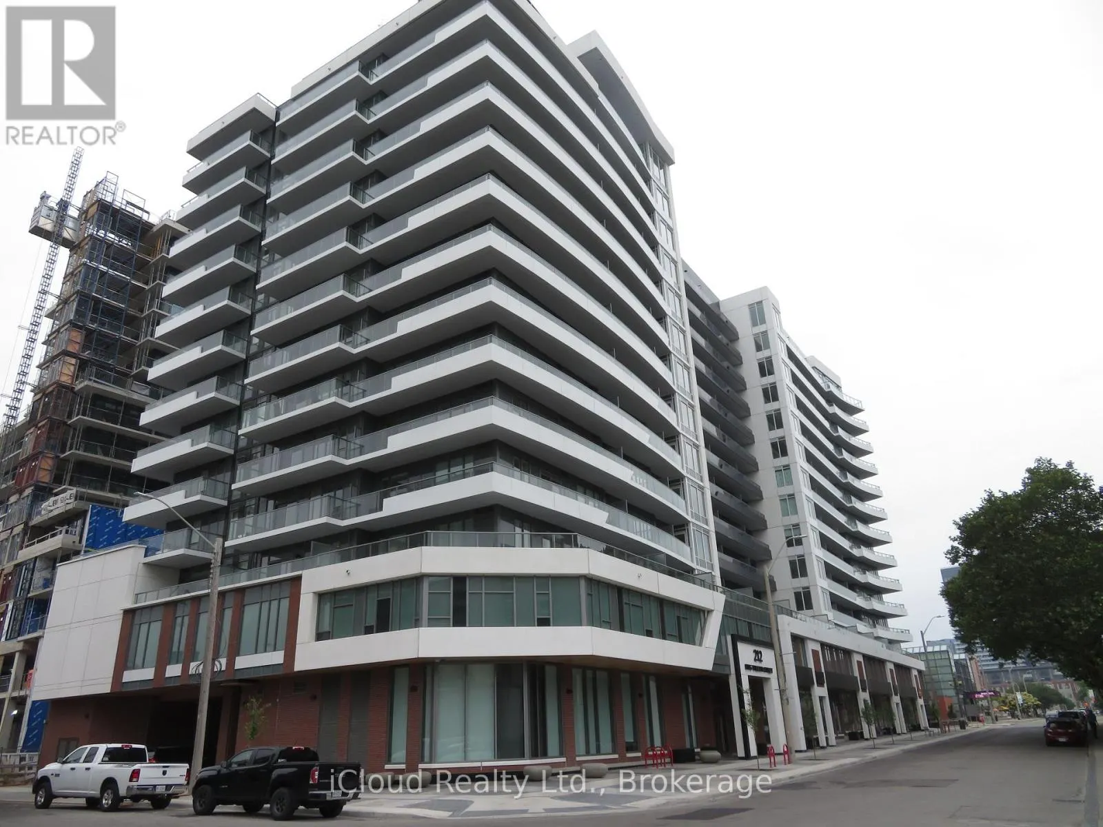 1104 - 212 KING WILLIAM STREET E