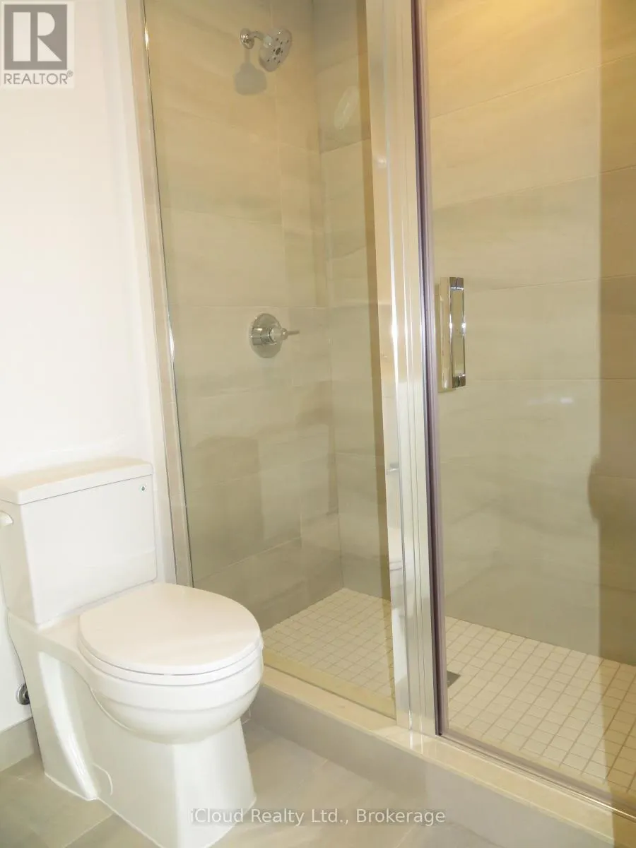 1104 - 212 KING WILLIAM STREET E