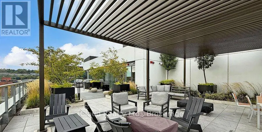 1104 - 212 KING WILLIAM STREET E