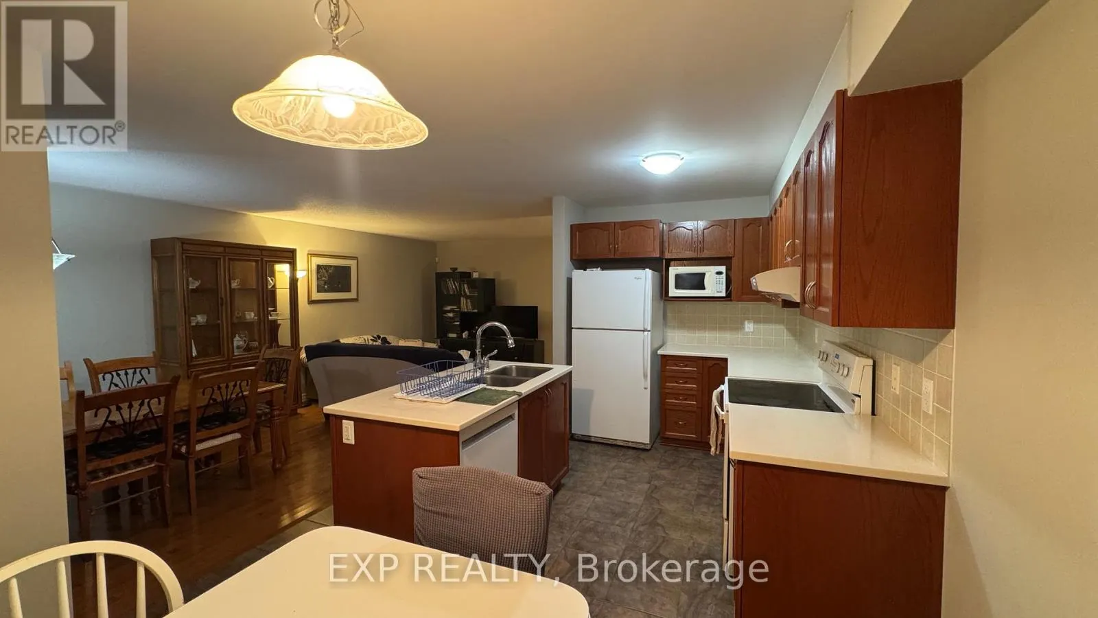 356 TOURMALINE CRESCENT