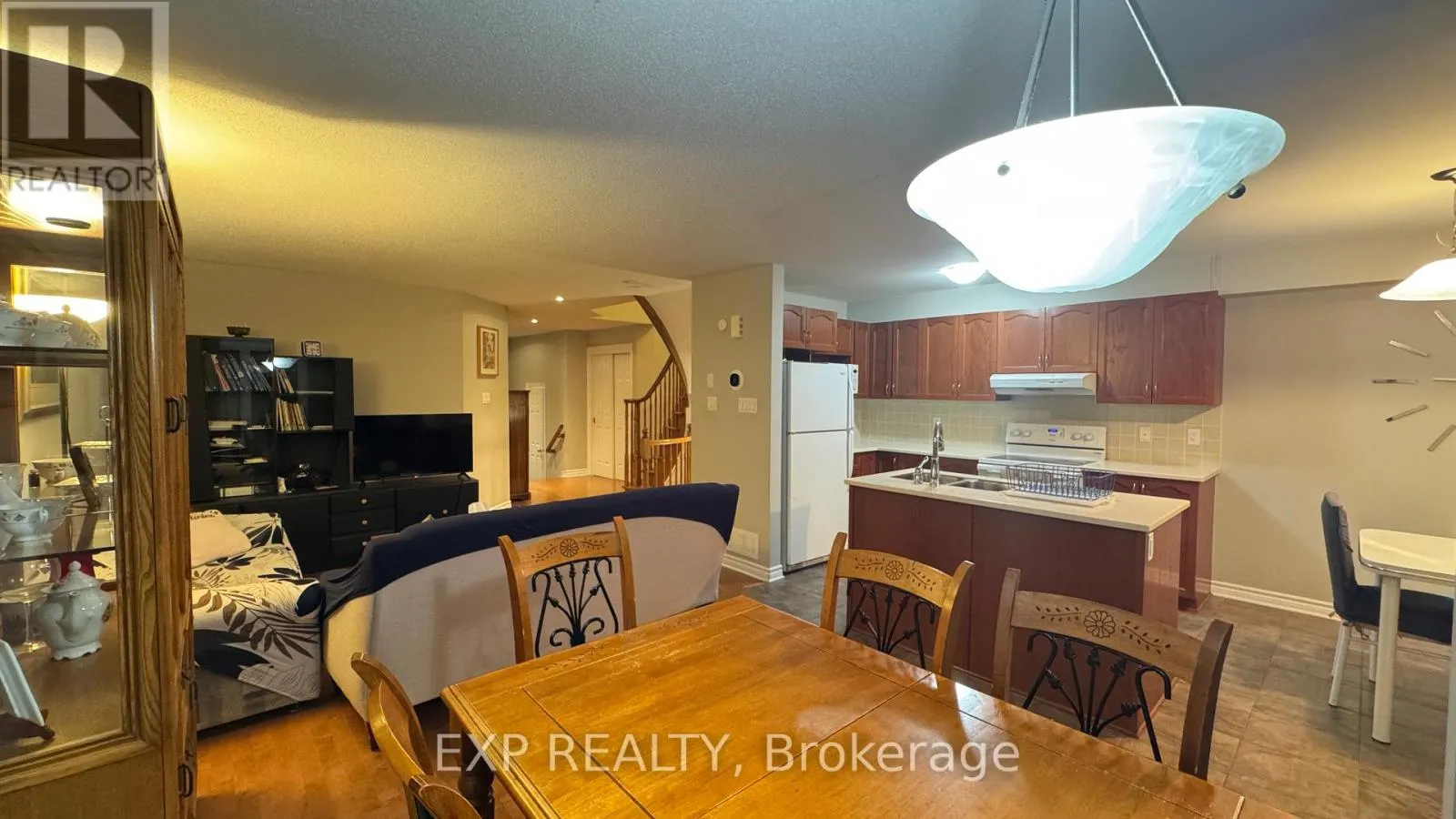 356 TOURMALINE CRESCENT