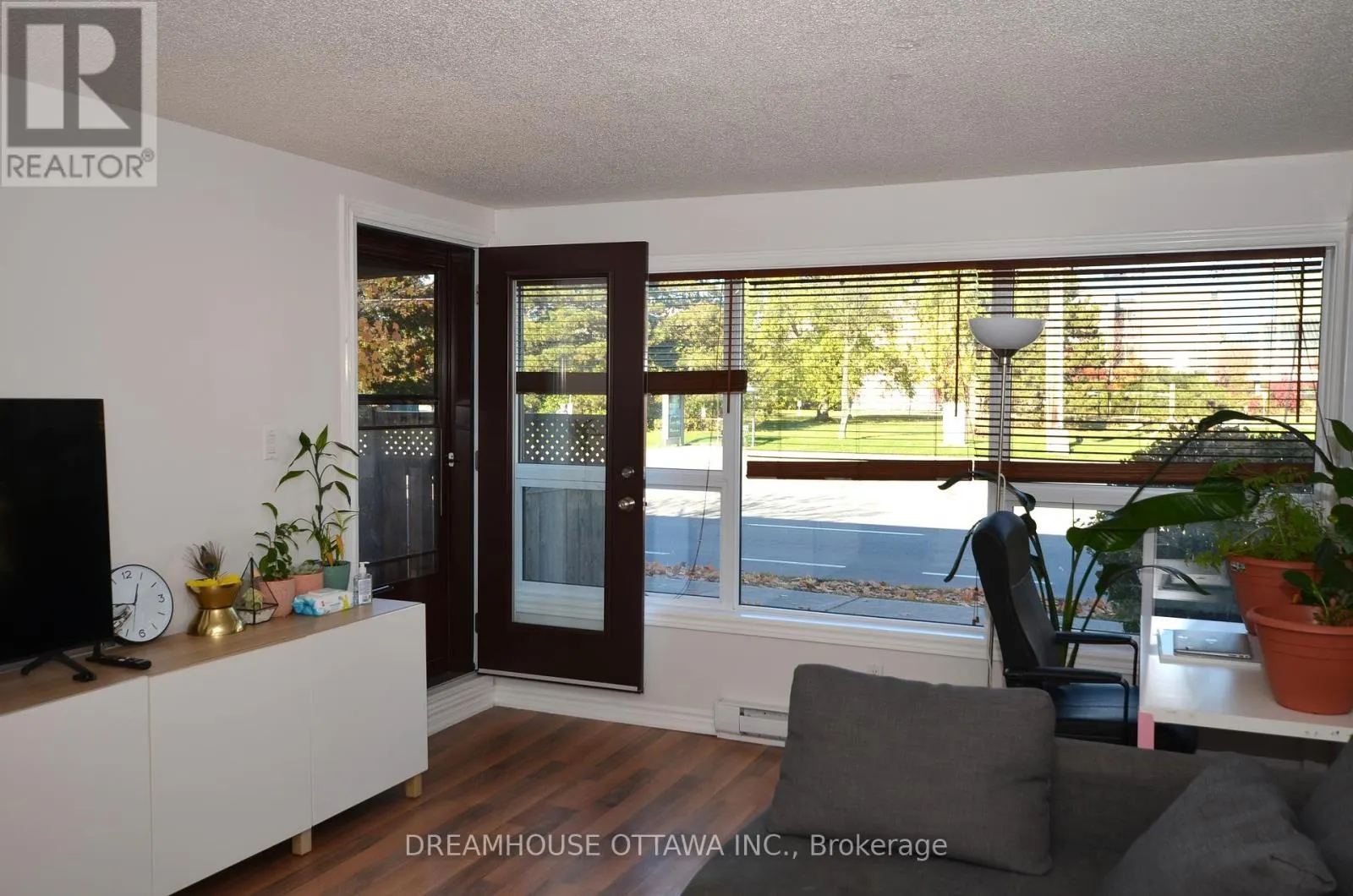 107 - 1490 HERON ROAD