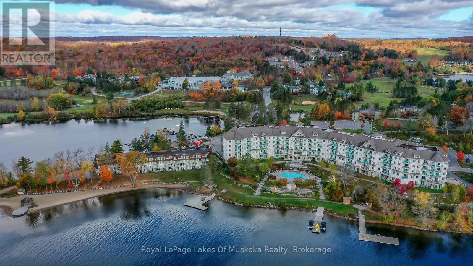 301 - 29 TENNISVIEW DRIVE, #301