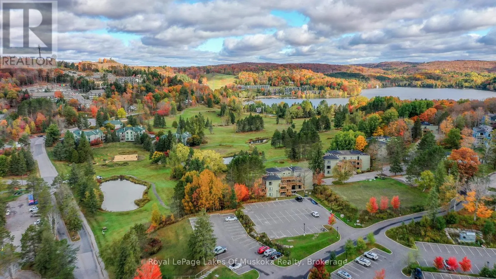 301 - 29 TENNISVIEW DRIVE, #301