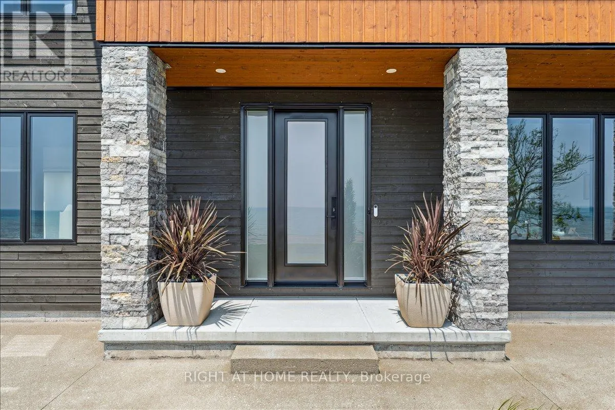 17 BLUEWATER PARKWAY