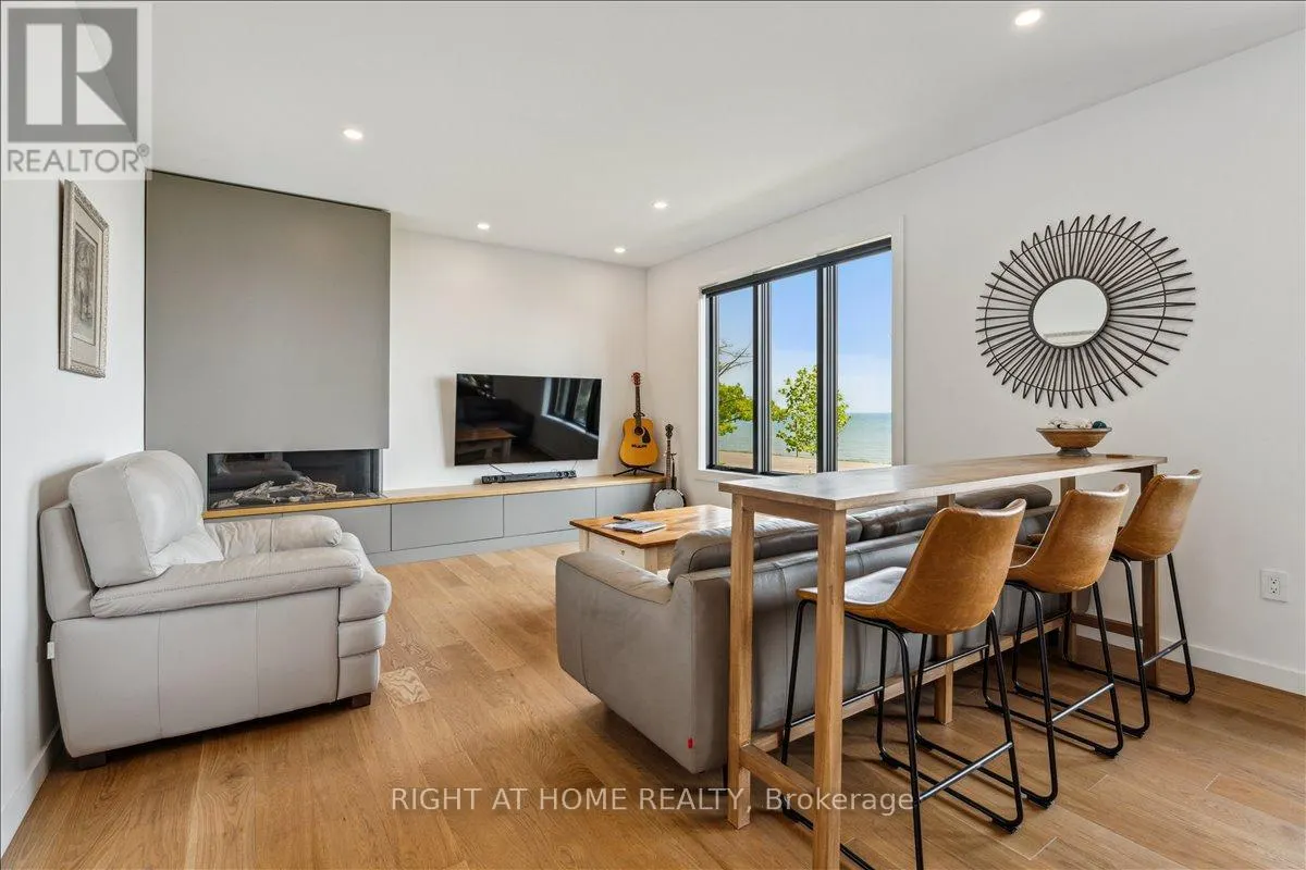 17 BLUEWATER PARKWAY