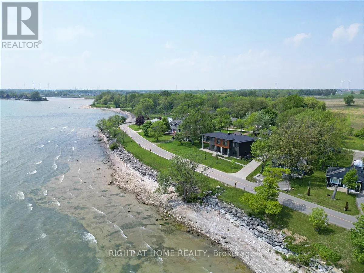 17 BLUEWATER PARKWAY