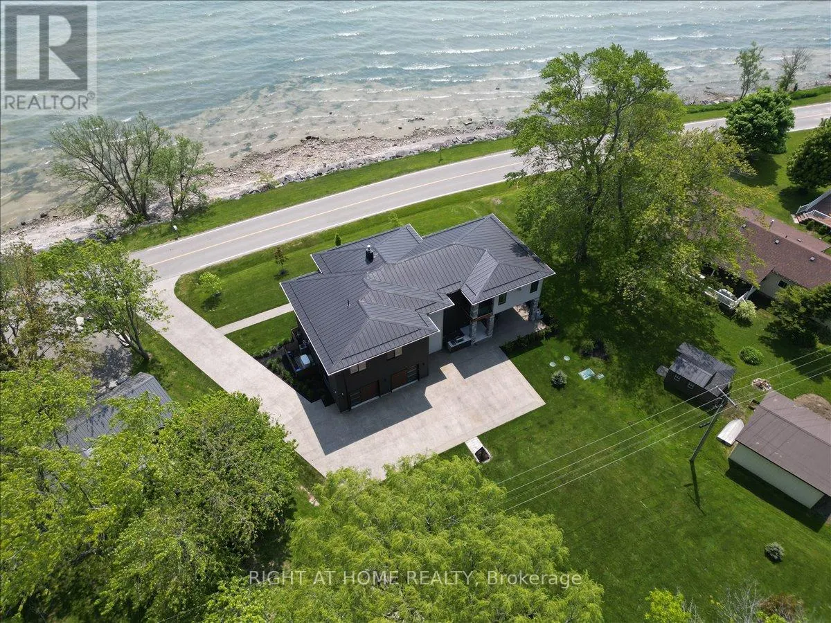 17 BLUEWATER PARKWAY