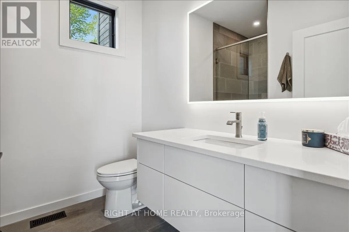 17 BLUEWATER PARKWAY