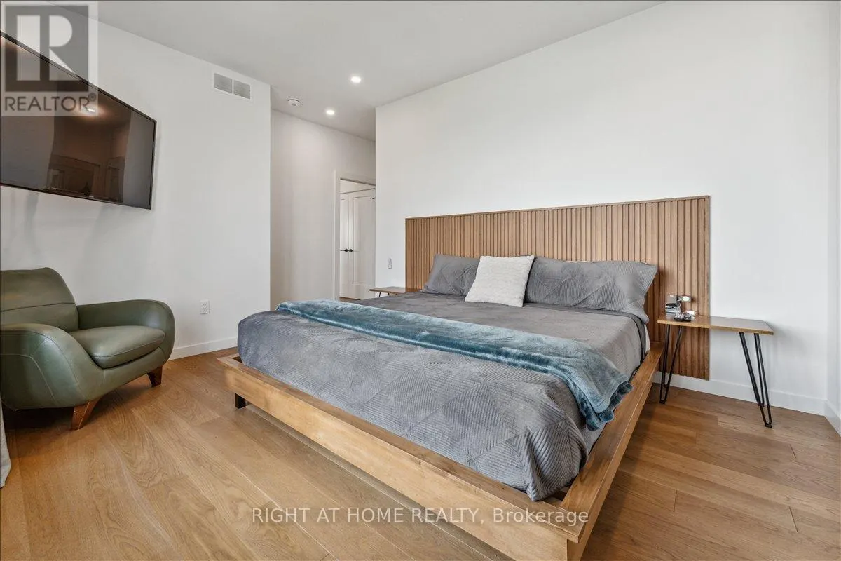 17 BLUEWATER PARKWAY