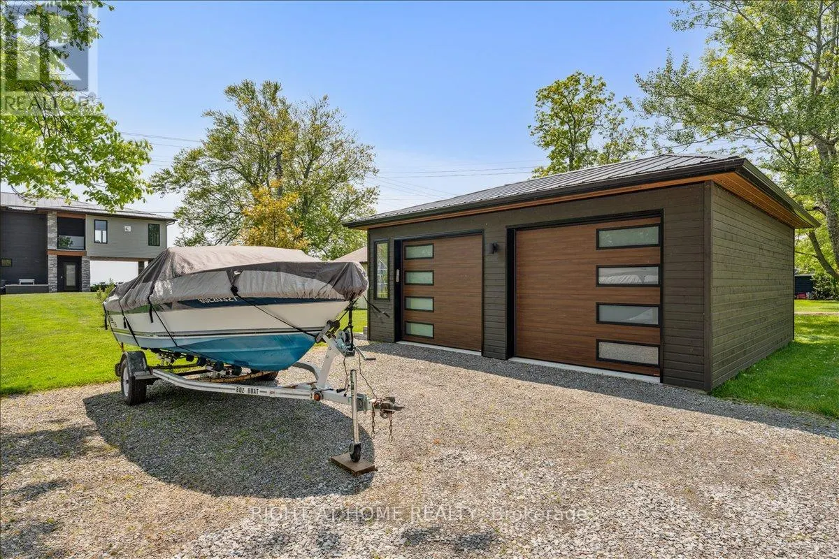 17 BLUEWATER PARKWAY