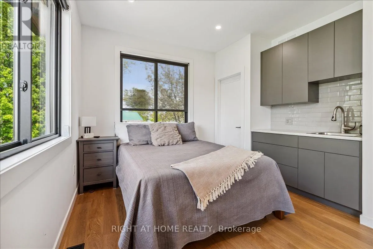 17 BLUEWATER PARKWAY