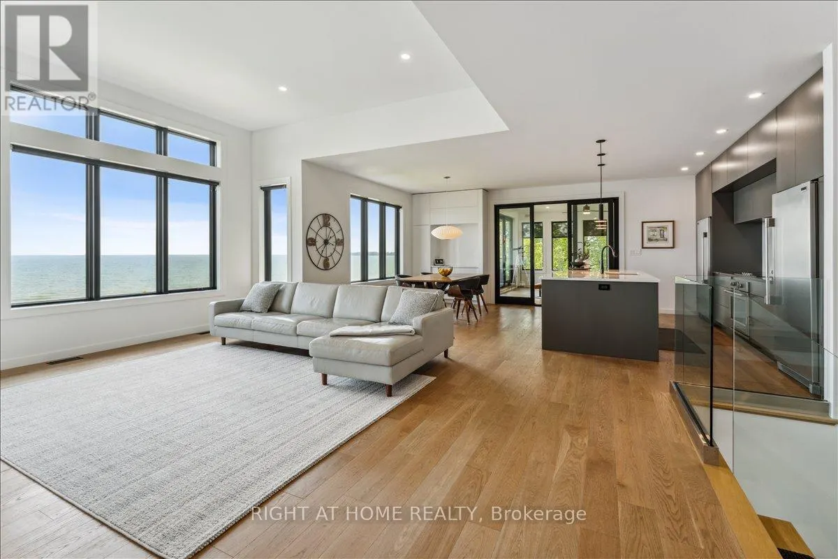 17 BLUEWATER PARKWAY