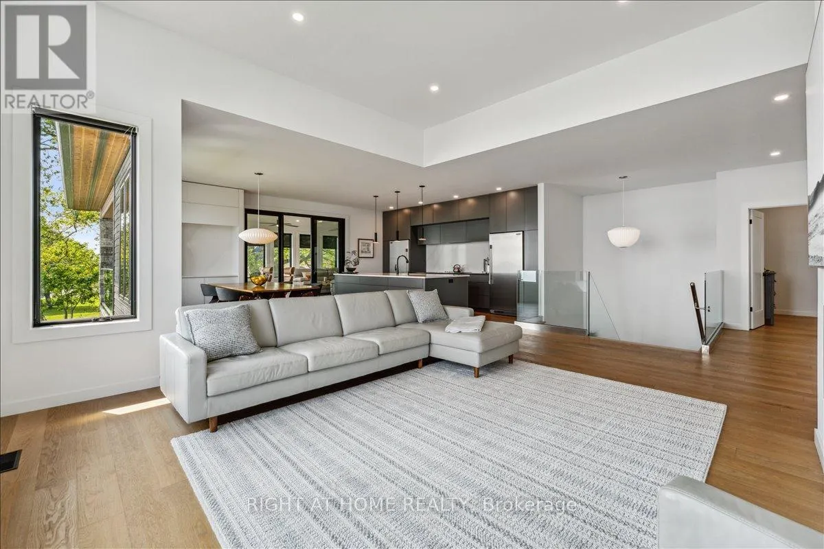 17 BLUEWATER PARKWAY