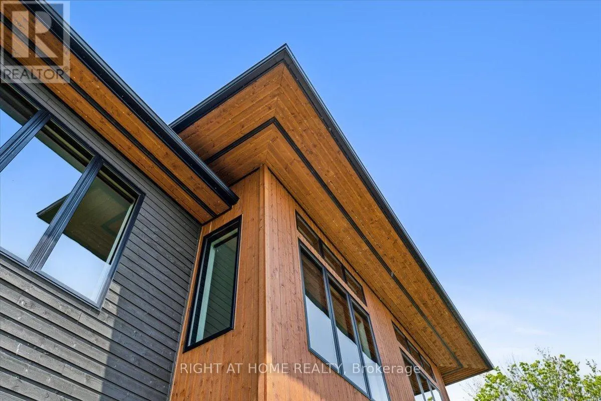 17 BLUEWATER PARKWAY