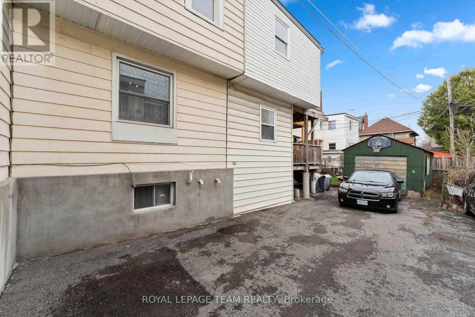 235 CAMBRIDGE STREET N