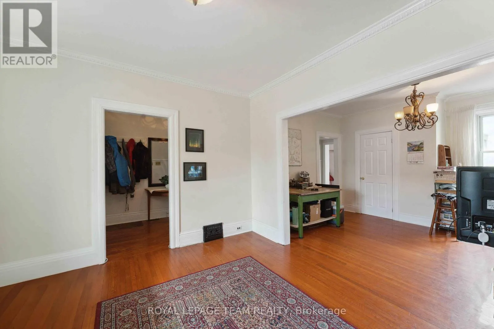 235 CAMBRIDGE STREET N