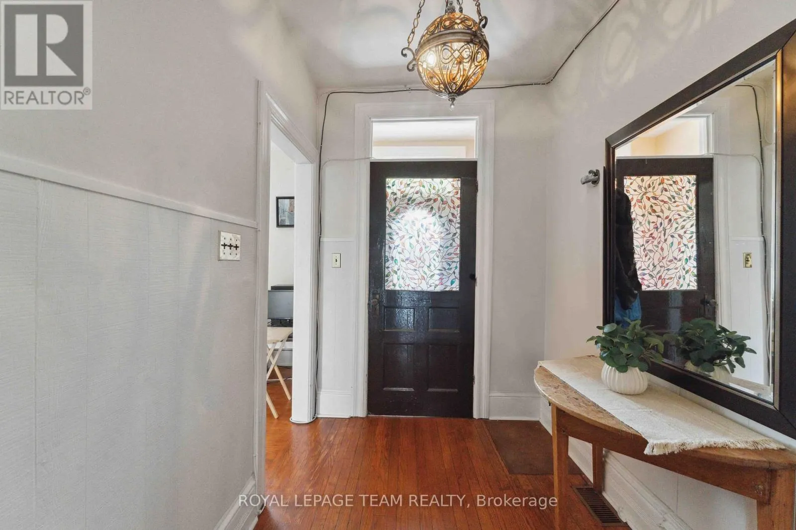 235 CAMBRIDGE STREET N