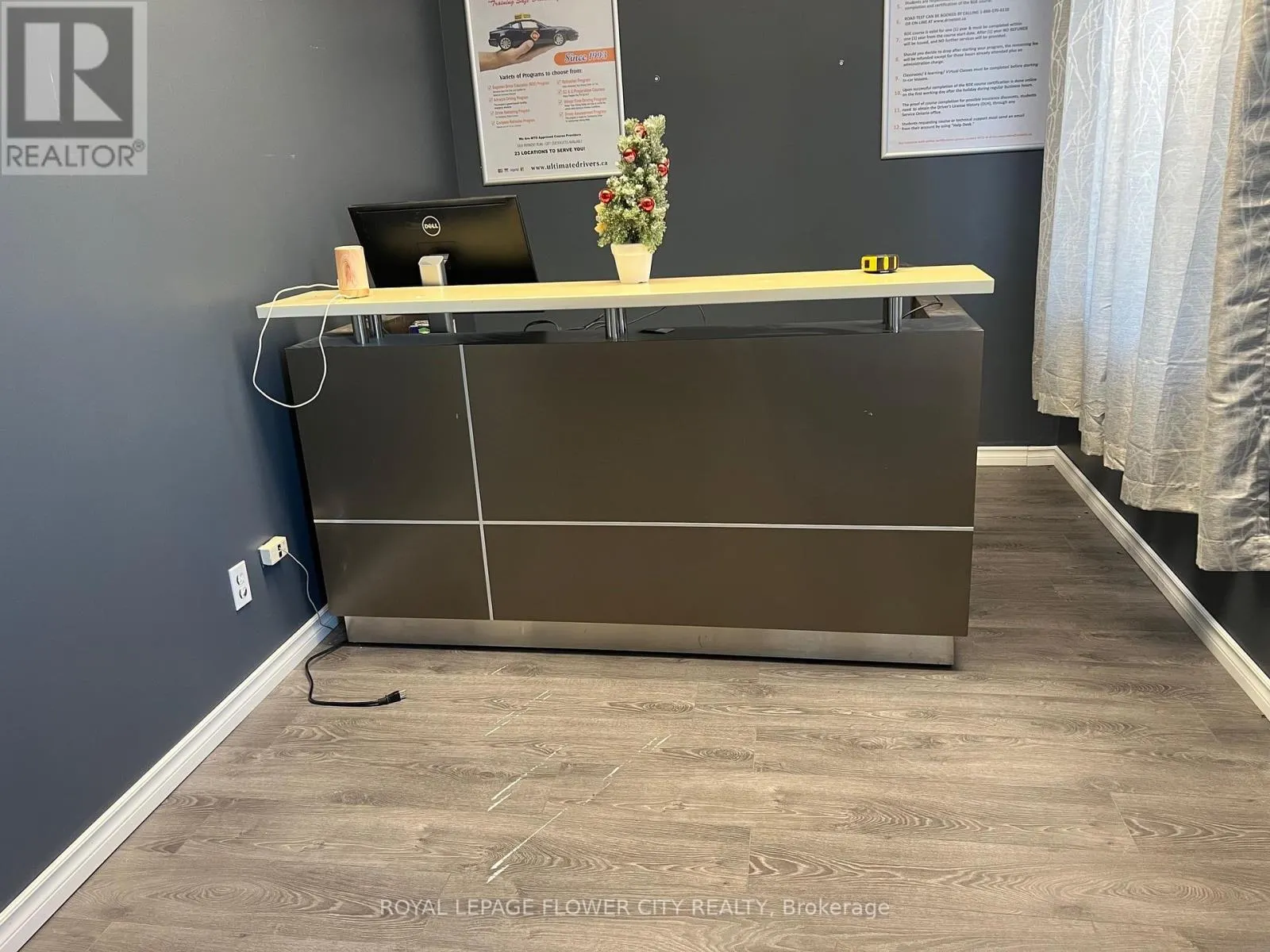 203 - 308 NORTH FRONT STREET