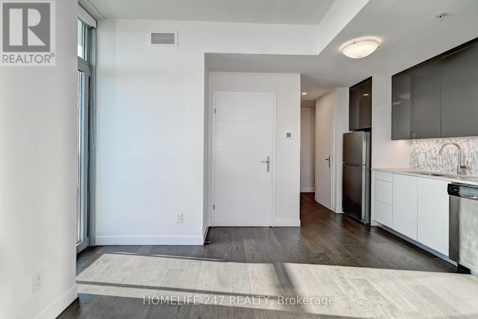 3102 - 60 FREDERICK STREET