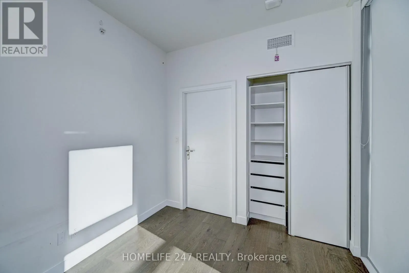 3102 - 60 FREDERICK STREET