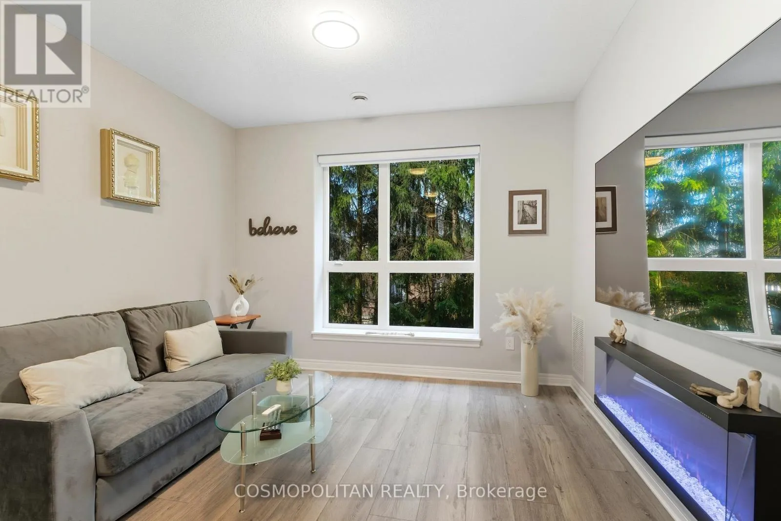 204 - 2799 ST. PAUL AVENUE, #204