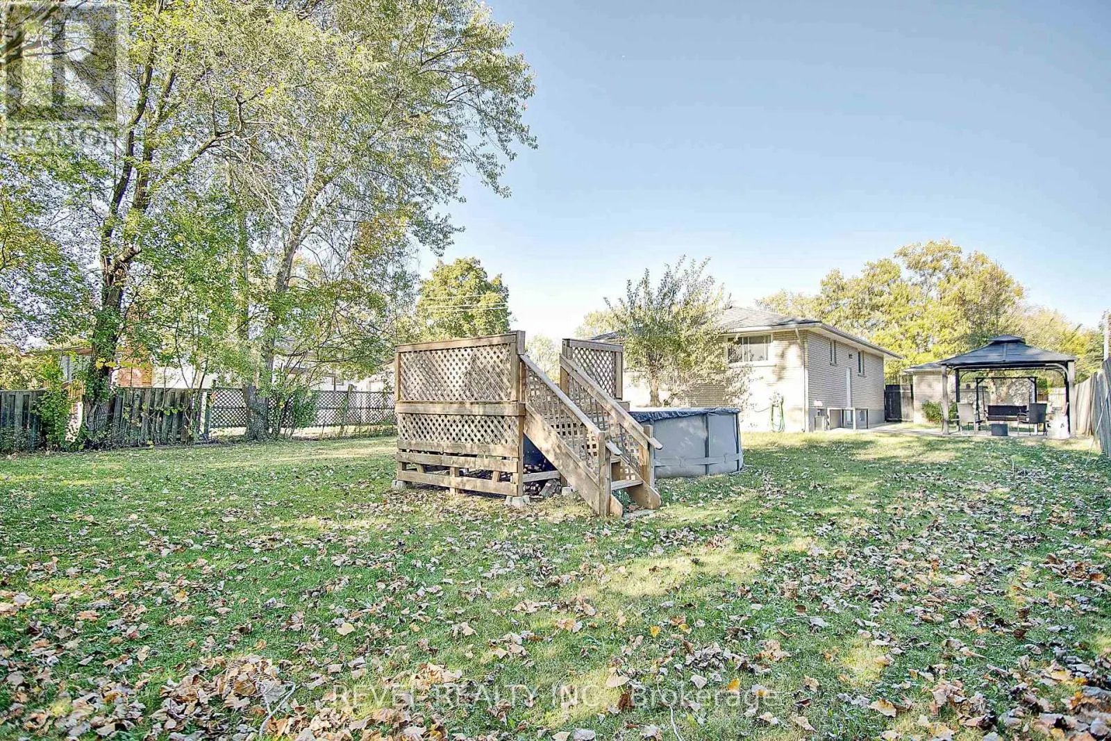 8060 BEAVERDAMS ROAD N