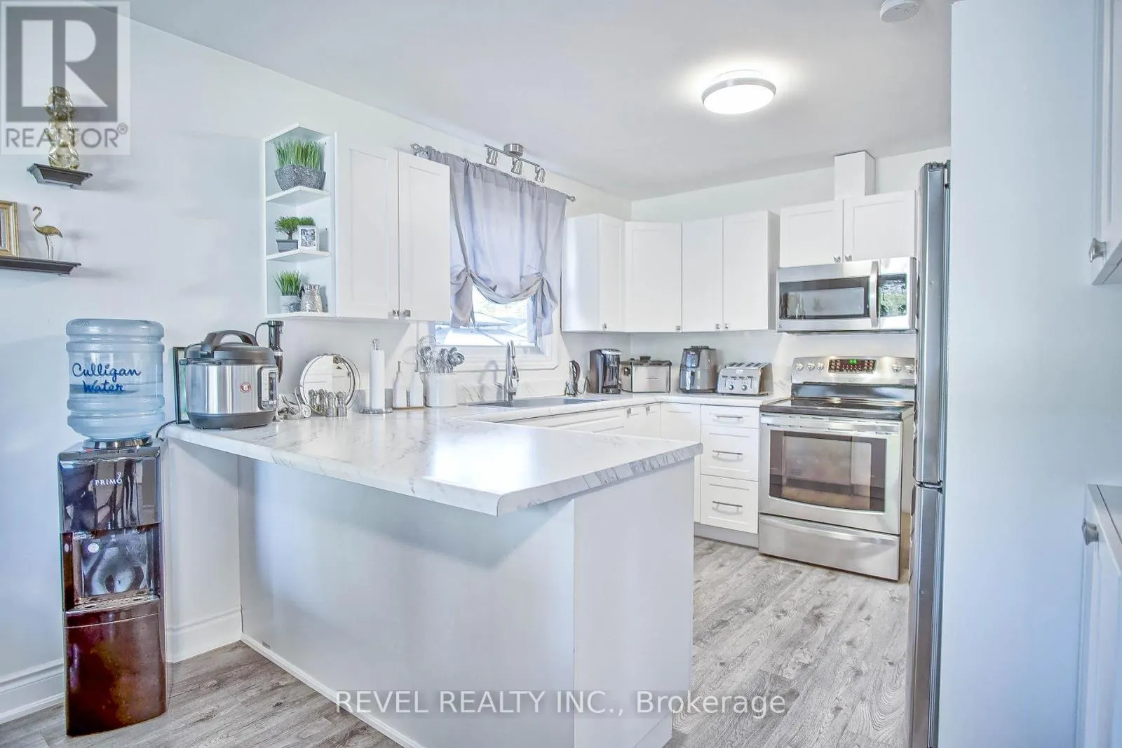 8060 BEAVERDAMS ROAD N