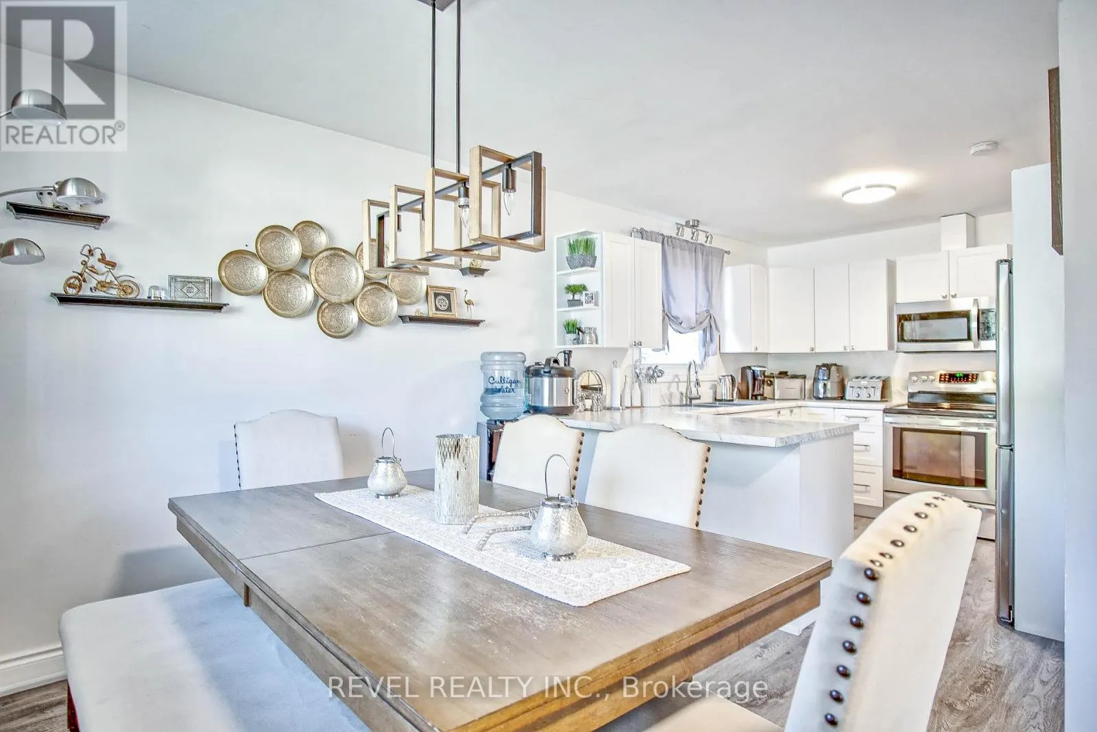 8060 BEAVERDAMS ROAD N