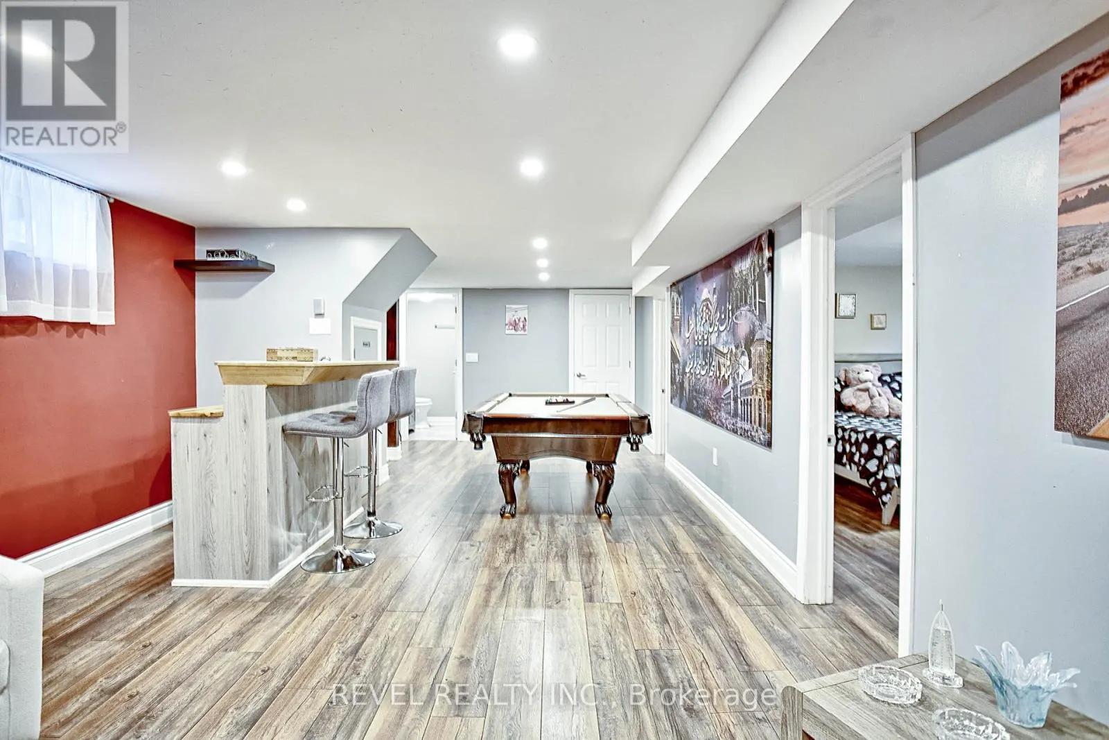 8060 BEAVERDAMS ROAD N