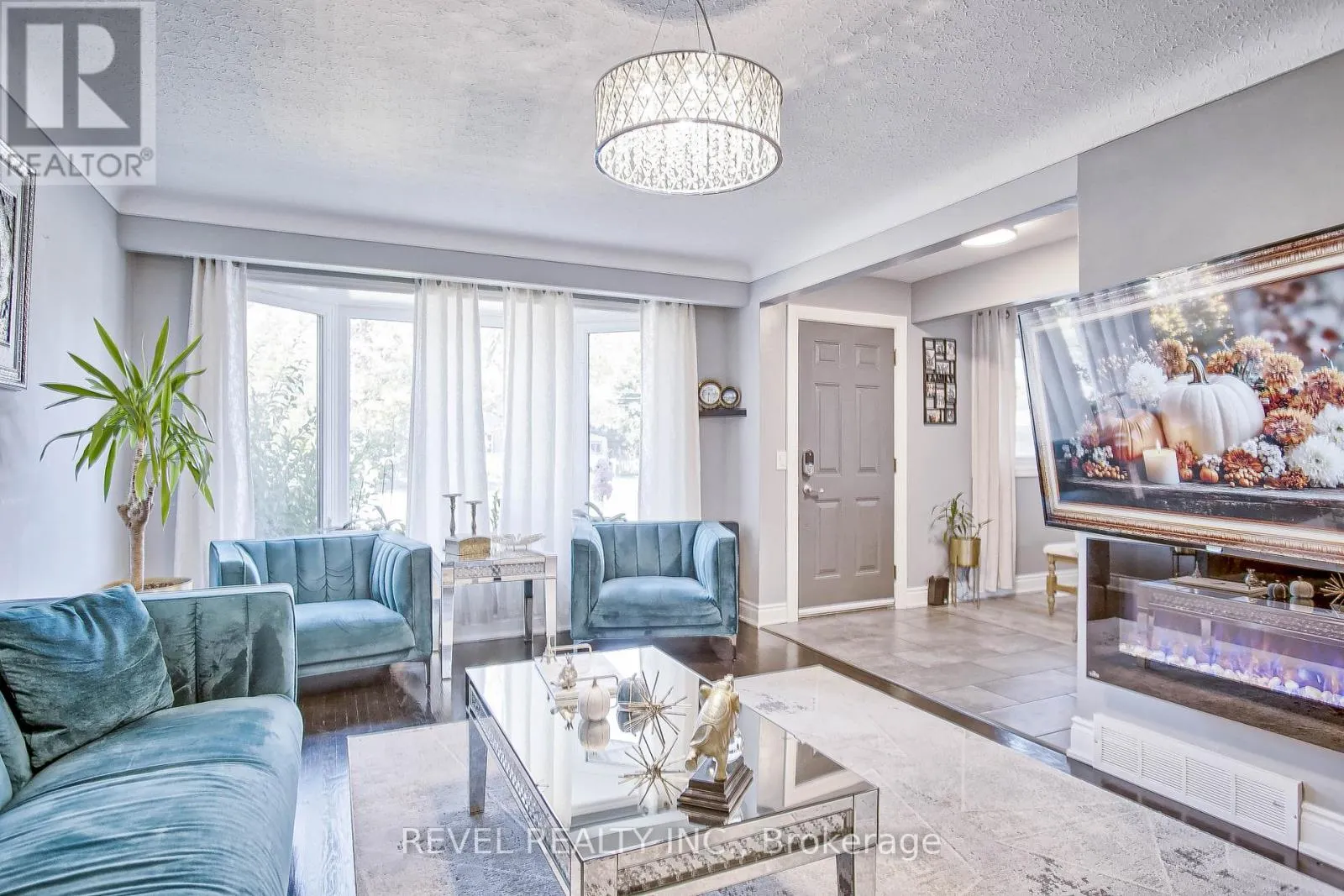 8060 BEAVERDAMS ROAD N