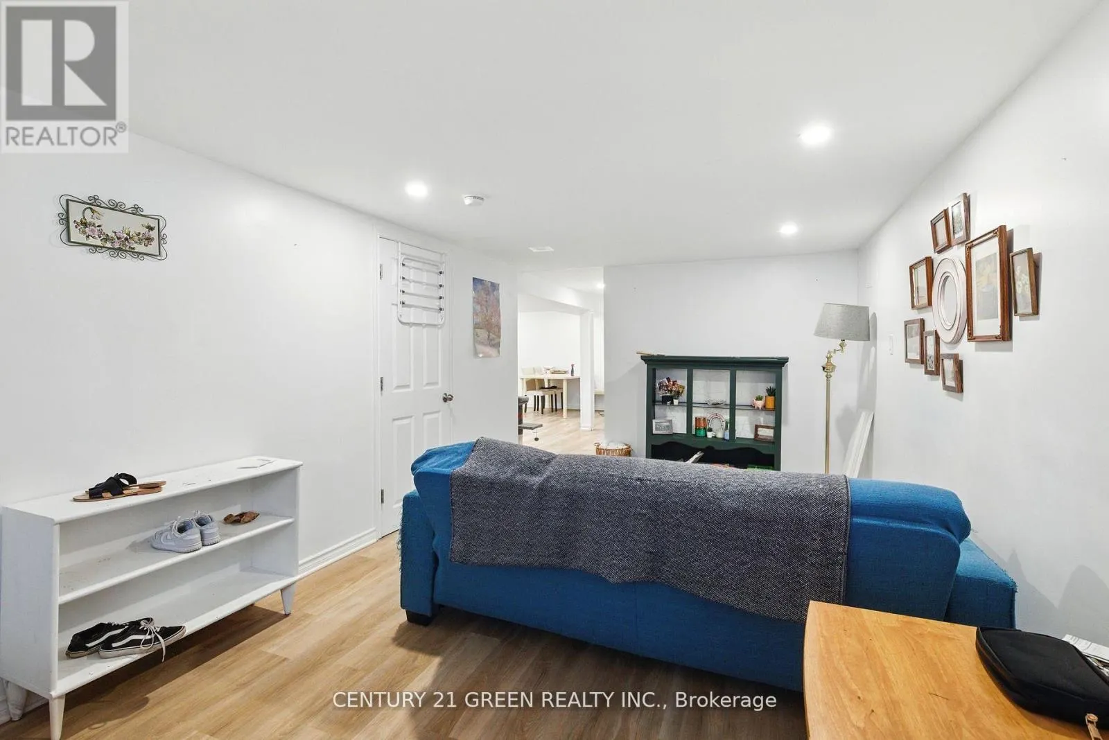 42 BLOOMFIELD AVENUE