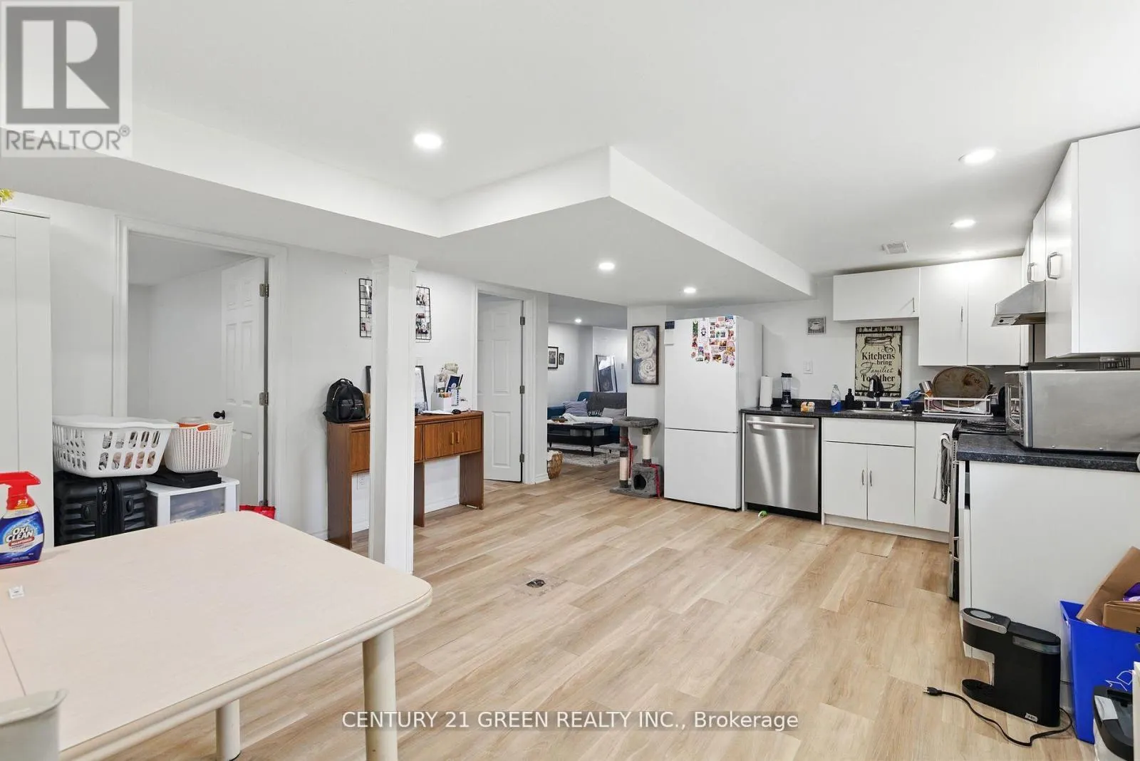 42 BLOOMFIELD AVENUE