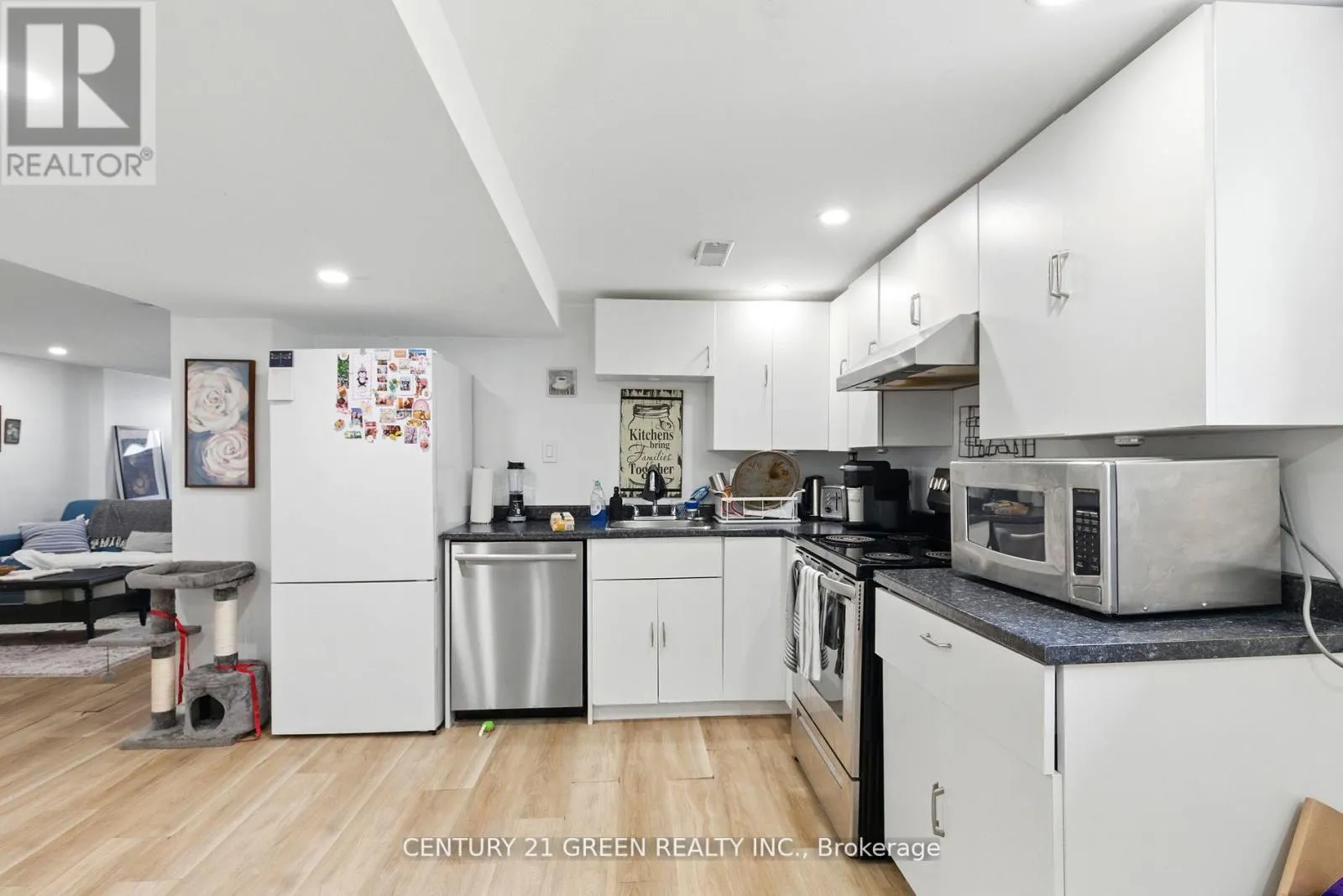 42 BLOOMFIELD AVENUE