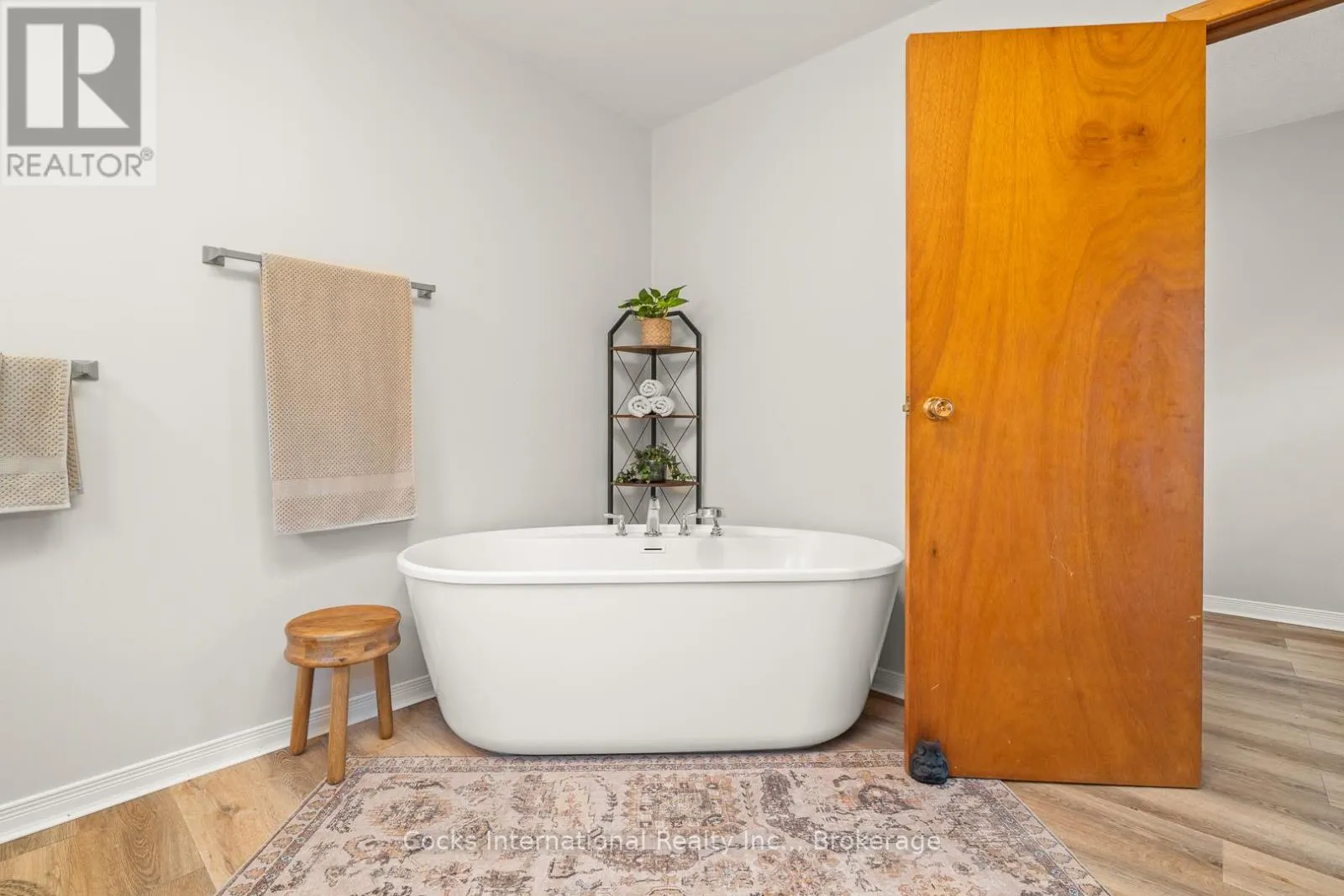 621 CHAPMAN STRONG ROAD